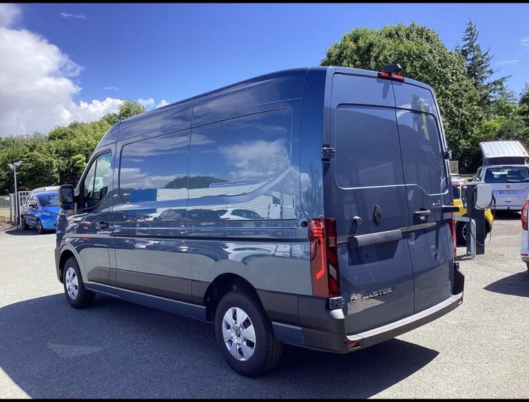 Renault Master EXTRA 3.5T BLUE DCI 150 - Image 06 (July 7, 2026)