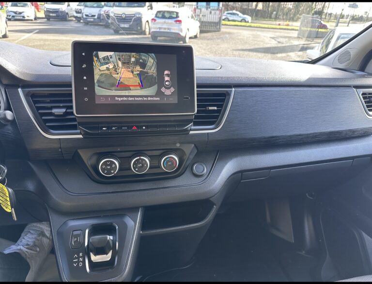 Renault Trafic III 3T ADVANCE PRO DCI 150 AUTO - Image 10 (July 7, 2026)