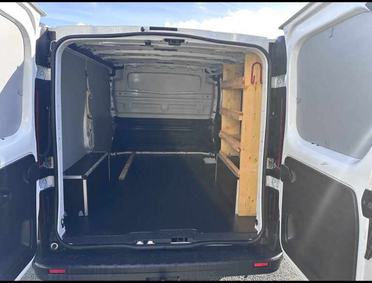 Renault Trafic III 3T ADVANCE PRO DCI 150 AUTO - Image 06 (July 7, 2026)