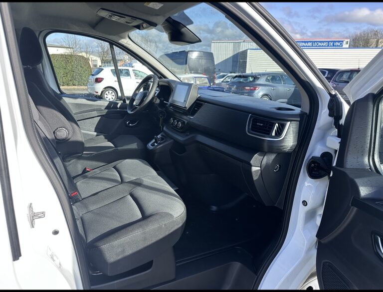 Renault Trafic III 3T ADVANCE PRO DCI 150 AUTO - Image 08 (July 7, 2026)