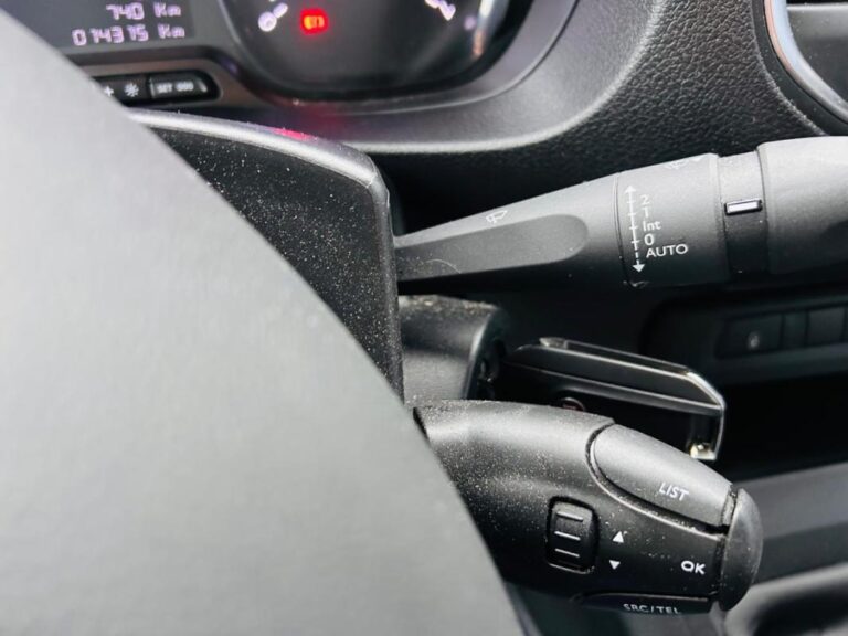 Fiat Scudo III 2.0 BHDi 145ch 6.1 XL P Lounge C - Image 20 (July 7, 2026)
