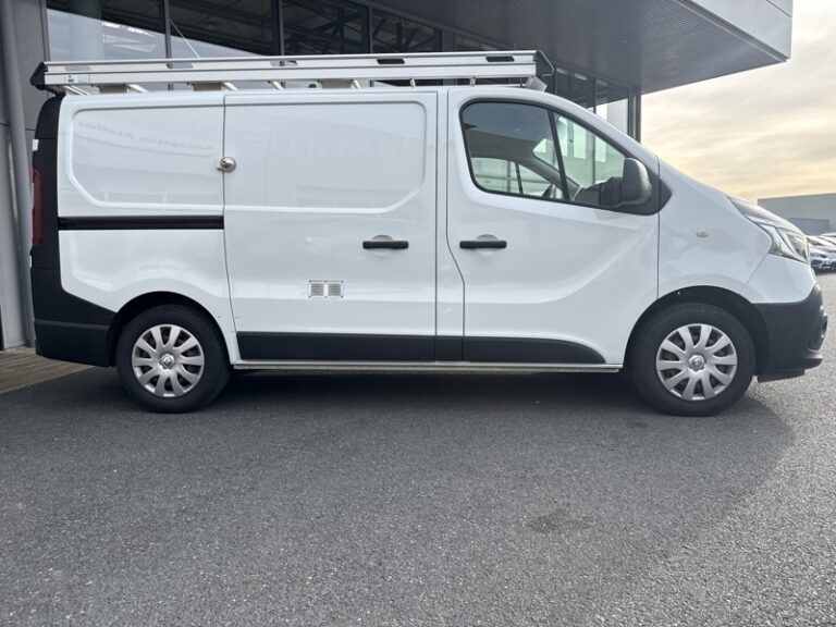 Renault Trafic III Fourgon Grand Confort 1000 2.0 DCI 120ch - Image 06 (July 7, 2026)