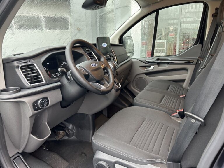 Ford Transit Custom Fourgon 300 L2 Limited 170ch BVA - Image 11 (July 7, 2026)