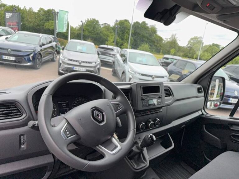 Renault Master FOURGON FGN TRAC F3500 BLUE DCI 135 CONFORT - Image 10 (July 7, 2026)