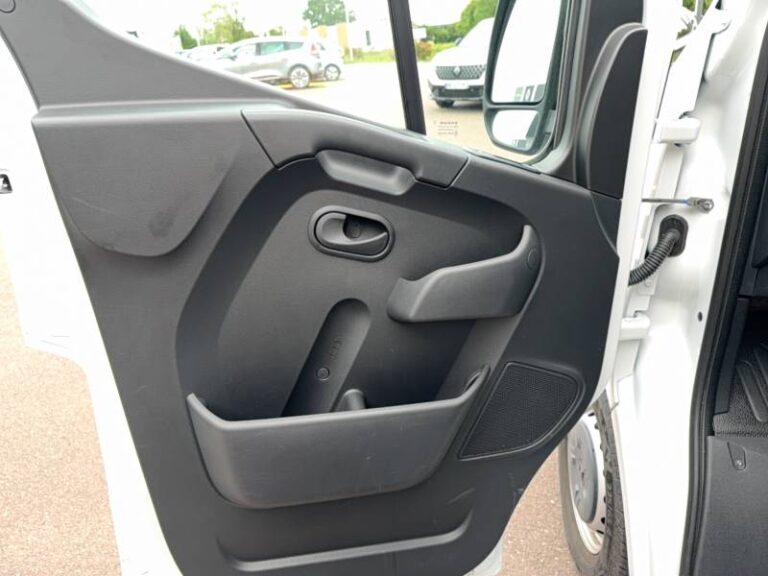 Renault Master FOURGON FGN TRAC F3500 BLUE DCI 135 CONFORT - Image 11 (July 7, 2026)