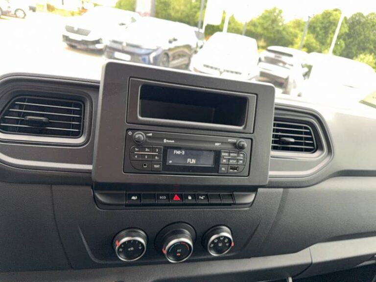 Renault Master FOURGON FGN TRAC F3500 BLUE DCI 135 CONFORT - Image 12 (July 7, 2026)