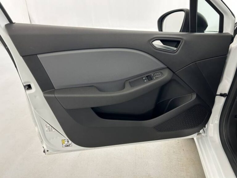Renault Clio SOCIETE BLUE DCI 85 AIR - Image 11 (July 7, 2026)