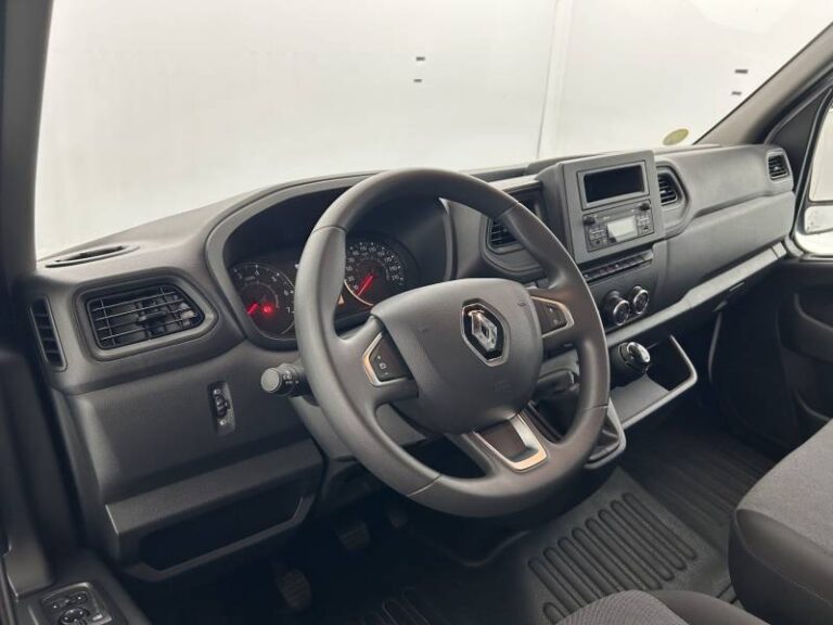 Renault Master FOURGON FGN TRAC F3500 BLUE DCI 135 CONFORT - Image 10 (July 7, 2026)