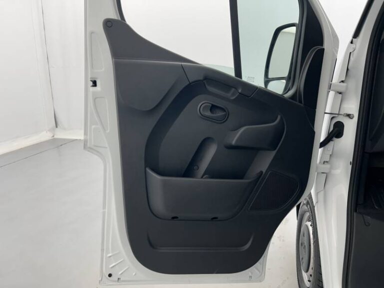 Renault Master FOURGON FGN TRAC F3500 BLUE DCI 135 CONFORT - Image 11 (July 7, 2026)