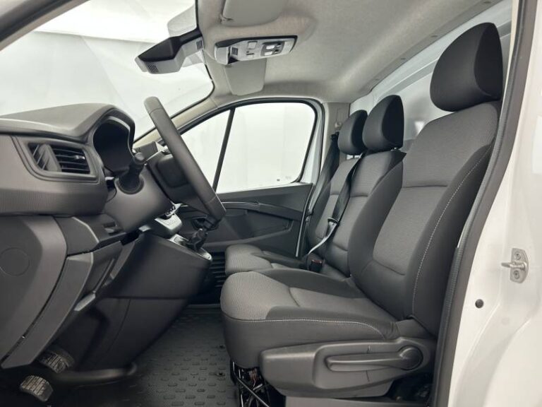 Renault Trafic FG BLUE DCI 130 3T GSR2 ADVANCE - Image 09 (July 7, 2026)