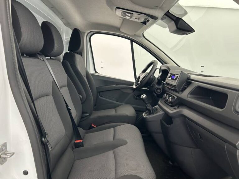 Renault Trafic FG BLUE DCI 130 3T GSR2 ADVANCE - Image 14 (July 7, 2026)