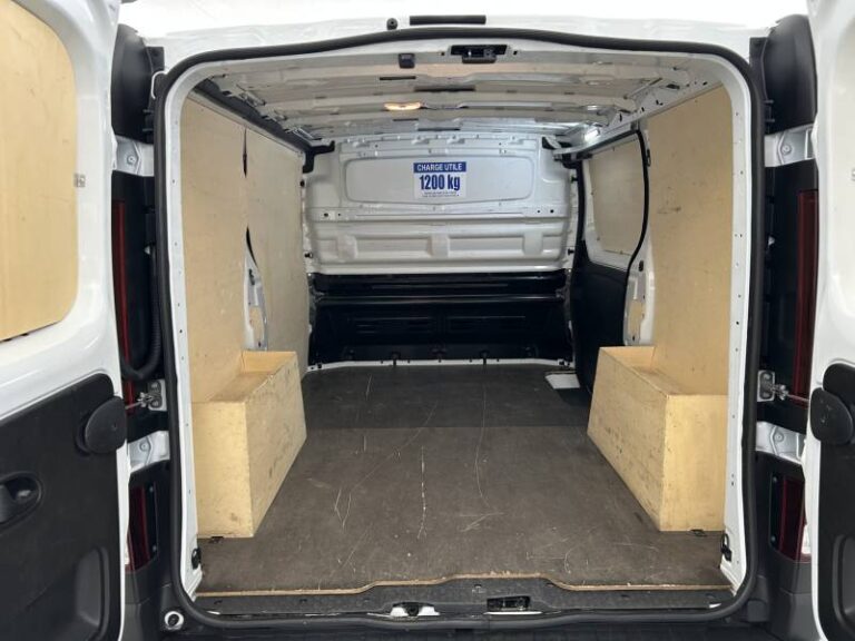 Renault Trafic FG BLUE DCI 130 3T GSR2 ADVANCE - Image 17 (July 7, 2026)