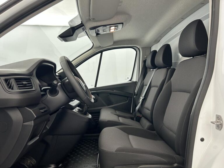 Renault Trafic FOURGON FGN 3000 KG BLUE DCI 130 CONFORT - Image 15 (July 7, 2026)