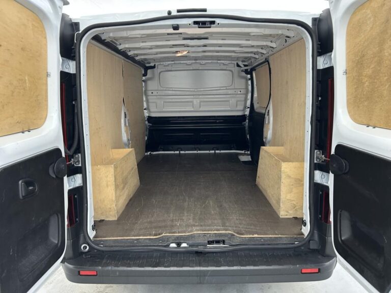 Renault Trafic FOURGON FGN 3000 KG BLUE DCI 130 CONFORT - Image 19 (July 7, 2026)