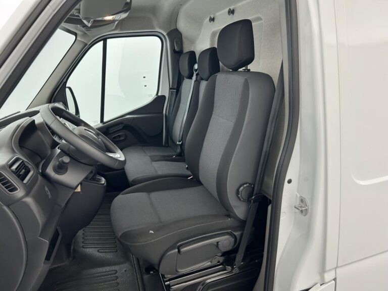 Renault Master FOURGON FGN TRAC F3500 BLUE DCI 135 CONFORT - Image 15 (July 7, 2026)