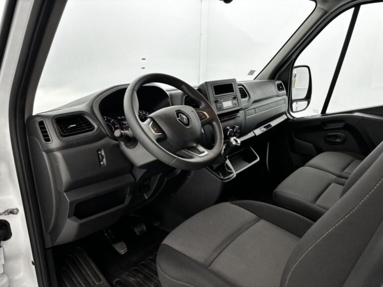 Renault Master FOURGON FGN TRAC F3500 DCI 135 CONFORT - Image 10 (July 7, 2026)