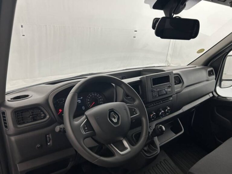 Renault Master FOURGON PHC TRAC F3500 BLUE DCI 145 EURO VI CONFORT - Image 17 (July 7, 2026)
