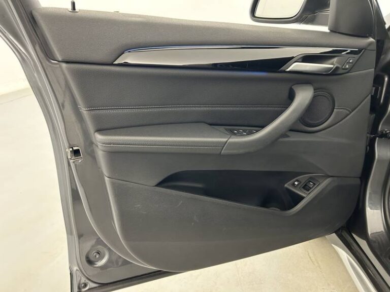 BMW X1 xDrive 25e 220 ch BVA6 xLine - Image 11 (July 7, 2026)