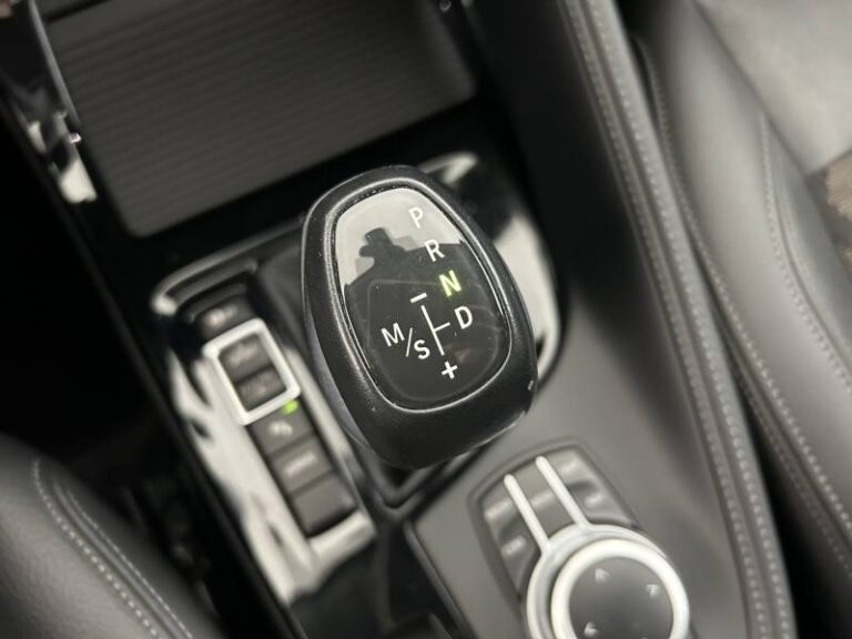 BMW X1 xDrive 25e 220 ch BVA6 xLine - Image 13 (July 7, 2026)