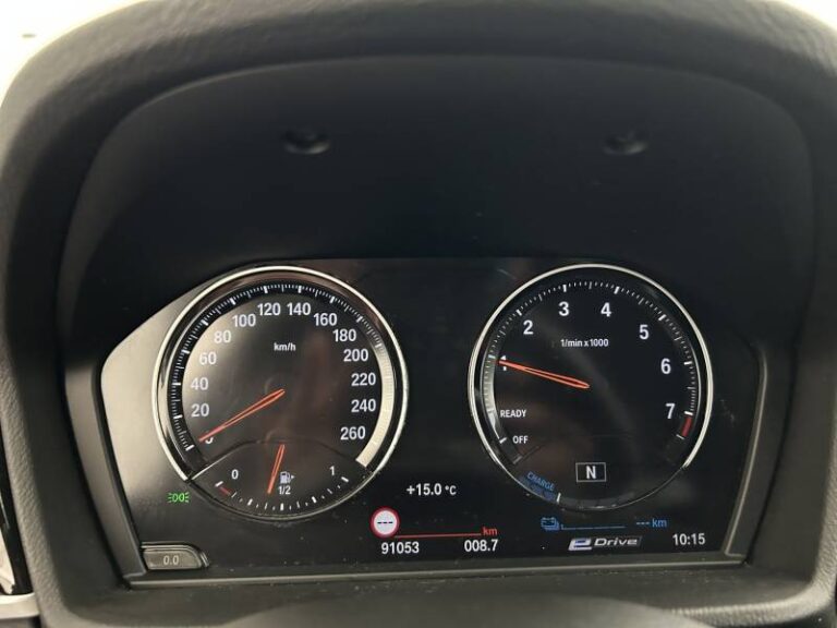 BMW X1 xDrive 25e 220 ch BVA6 xLine - Image 17 (July 7, 2026)