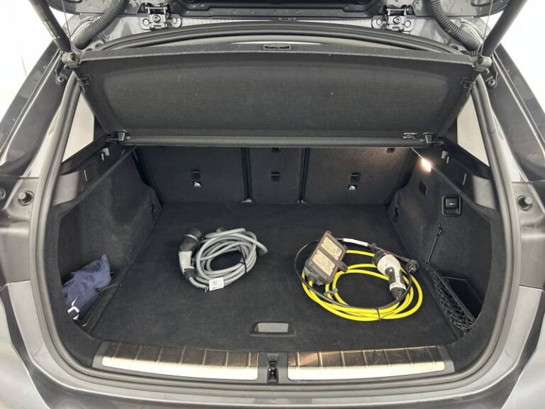 BMW X1 xDrive 25e 220 ch BVA6 xLine - Image 18 (July 7, 2026)