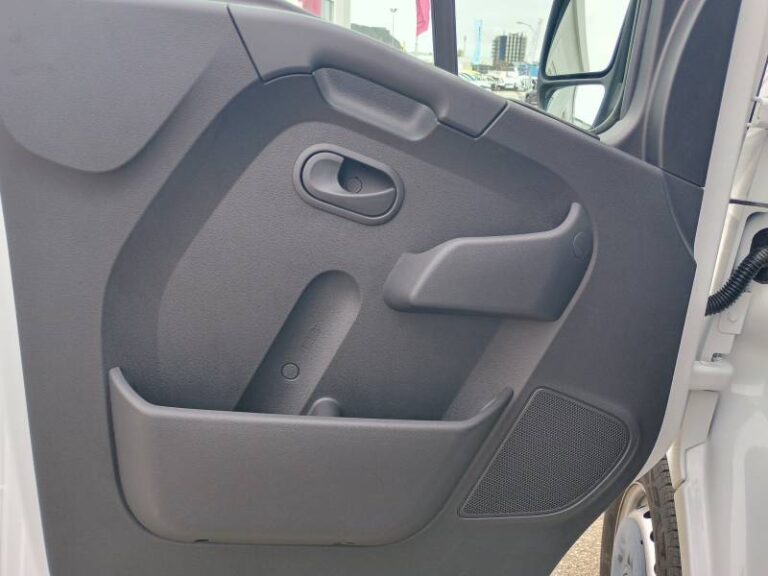 Renault Master FOURGON FGN TRAC F3500 DCI 135 CONFORT - Image 15 (July 7, 2026)