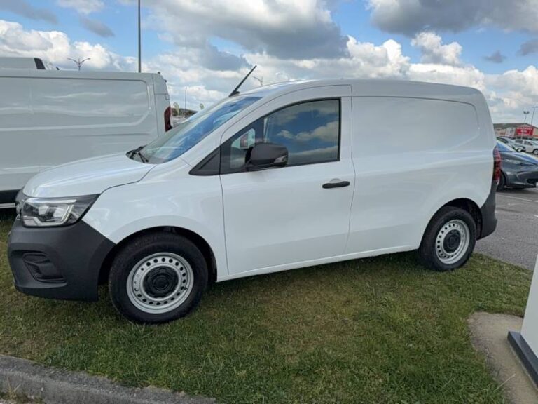 Renault Kangoo Van E-TECH ELECTRIQUE FG TOLE L1 AC11 GSR2 ADVANCE - Image 01 (July 7, 2026)