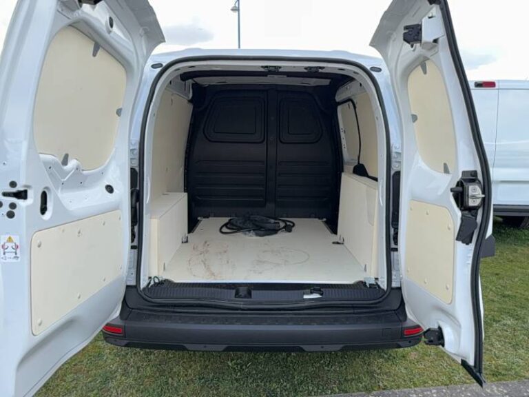 Renault Kangoo Van E-TECH ELECTRIQUE FG TOLE L1 AC11 GSR2 ADVANCE - Image 05 (July 7, 2026)