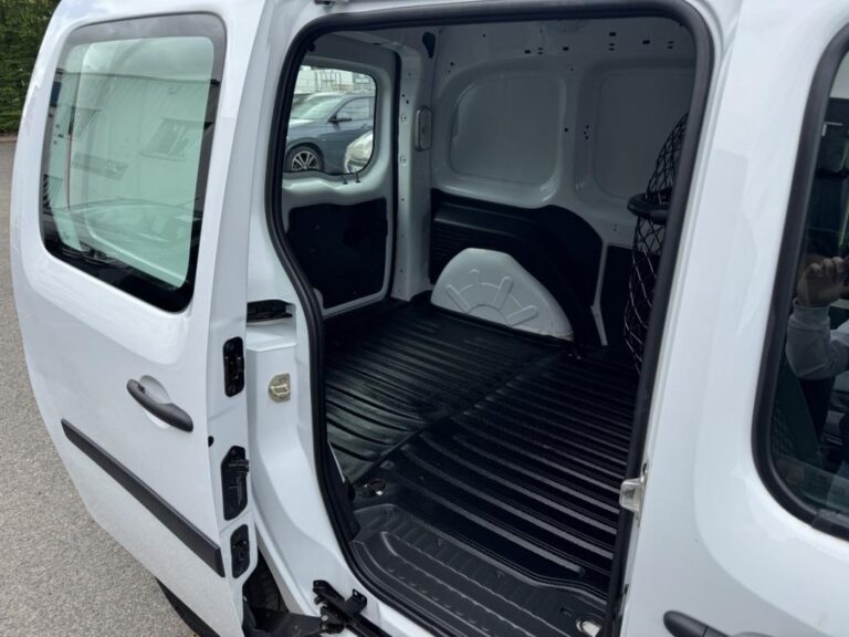 Renault Kangoo Express II Confort TCe 115 - Image 10 (July 7, 2026)