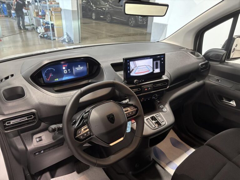 Peugeot Partner 1.5 BLUEHDI 130CV EAT8 - Image 10 (July 7, 2026)