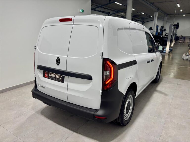 Renault Kangoo Van L1 BLUEDCI 95 - Image 06 (July 7, 2026)