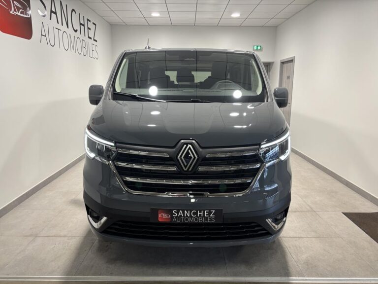 Renault Trafic III (2) COMBI L2 2.0 DCI 150 9PL BVA9 RED - Image 02 (July 7, 2026)