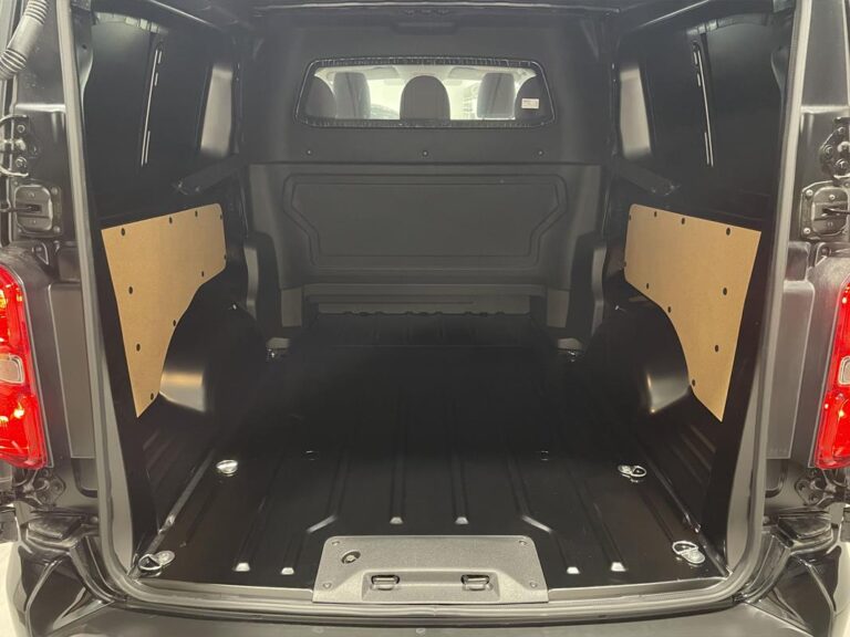 Citroën Jumpy DOUBLE CABINE 2.0 XL BLUEHDI 180 EAT8 - Image 10 (July 7, 2026)