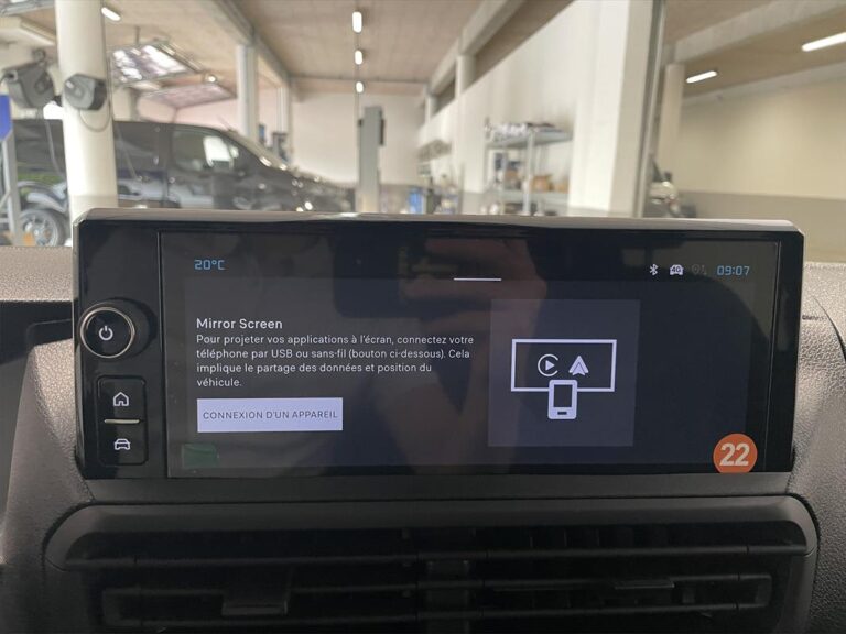 Citroën Jumpy DOUBLE CABINE 2.0 XL BLUEHDI 180 EAT8 - Image 15 (July 7, 2026)
