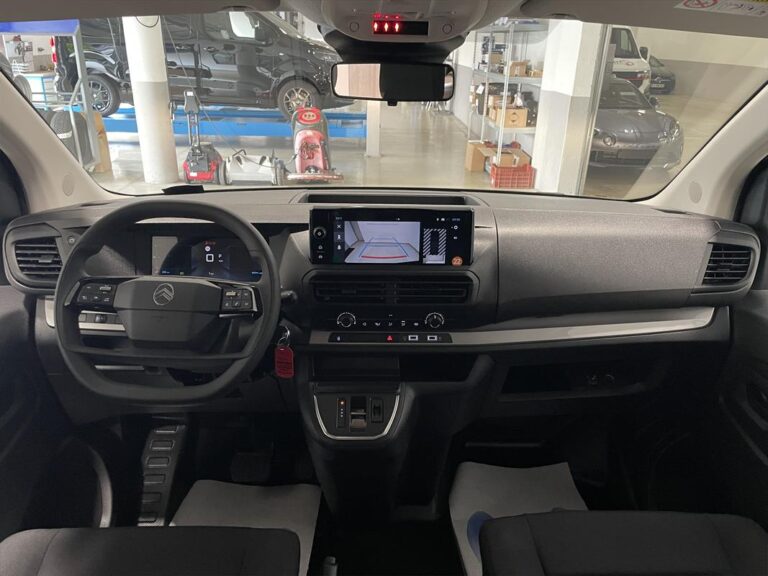 Citroën Jumpy DOUBLE CABINE 2.0 XL BLUEHDI 180 EAT8 - Image 06 (July 7, 2026)