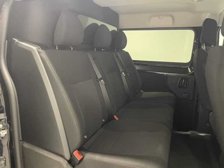 Citroën Jumpy DOUBLE CABINE 2.0 XL BLUEHDI 180 EAT8 - Image 07 (July 7, 2026)