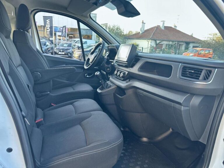 Renault Trafic FOURGON FGN 3000 KG BLUE DCI 130 GRAND CONFORT - Image 06 (July 7, 2026)