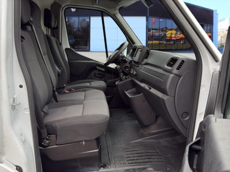 Renault Master FOURGON FGN TRAC F3500 BLUE DCI 180 GRAND CONFORT - Image 11 (July 7, 2026)