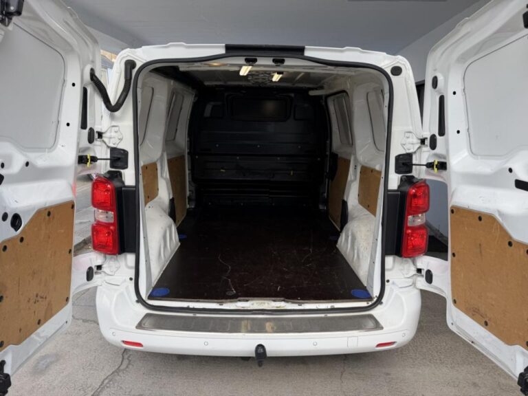 Peugeot Expert III 2.0 BlueHDi 120 M STANDARD - Image 07 (July 7, 2026)