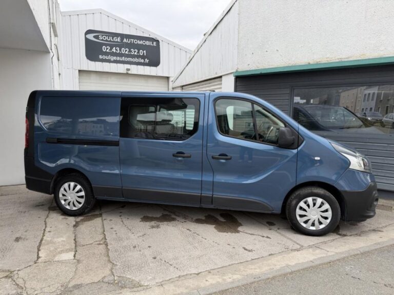 Renault Trafic III dCi 120  » 5 places - Image 02 (July 7, 2026)