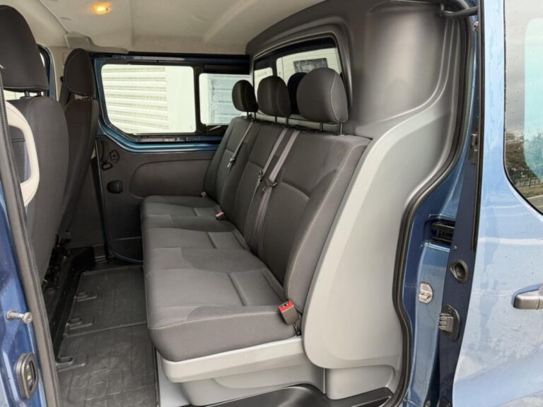 Renault Trafic III dCi 120  » 5 places - Image 09 (July 7, 2026)