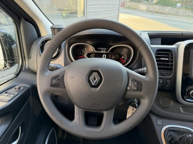 Renault Trafic III 2.0 dCi 120  » 5 places - Image 12 (July 7, 2026)