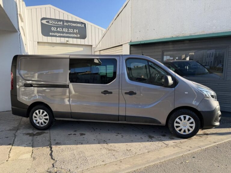 Renault Trafic III 2.0 dCi 120  » 5 places - Image 03 (July 7, 2026)