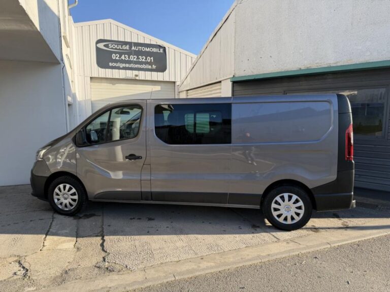 Renault Trafic III 2.0 dCi 120  » 5 places - Image 04 (July 7, 2026)