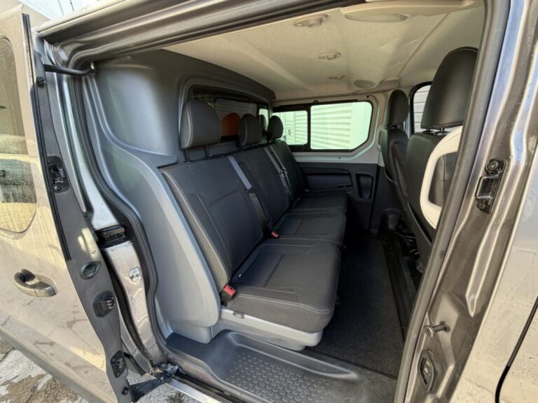 Renault Trafic III 2.0 dCi 120  » 5 places - Image 09 (July 7, 2026)