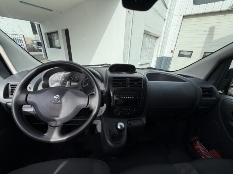 Peugeot Expert II 2.0 HDI 125  » 6 PLACES - Image 07 (July 7, 2026)