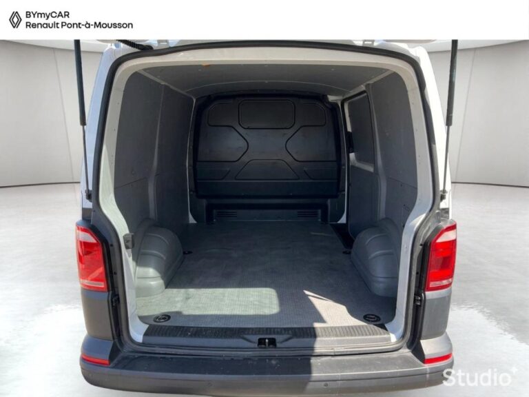 Volkswagen Transporter 6.1 VAN 2.0 TDI 90 BVM5 BUSINESS LINE - Image 13 (July 7, 2026)