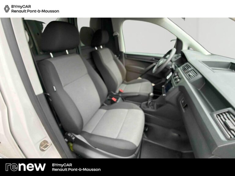 Volkswagen Caddy Van 2.0 TDI 75 BVM5 BUSINESS LINE - Image 12 (July 7, 2026)