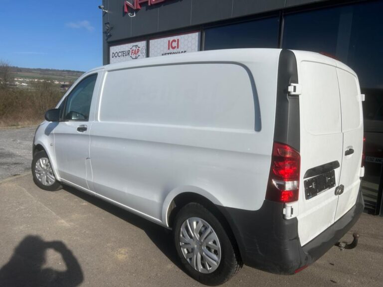 Mercedes Vito FOURGON 111 CDI COMPACT PRO - Image 01 (July 7, 2026)