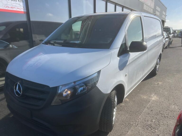 Mercedes Vito FOURGON 111 CDI COMPACT PRO - Image 02 (July 7, 2026)